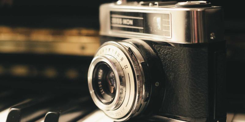 蒸汽中的芬芳智慧：探寻欧洲复古桑拿房中草本精油的千年养生传统